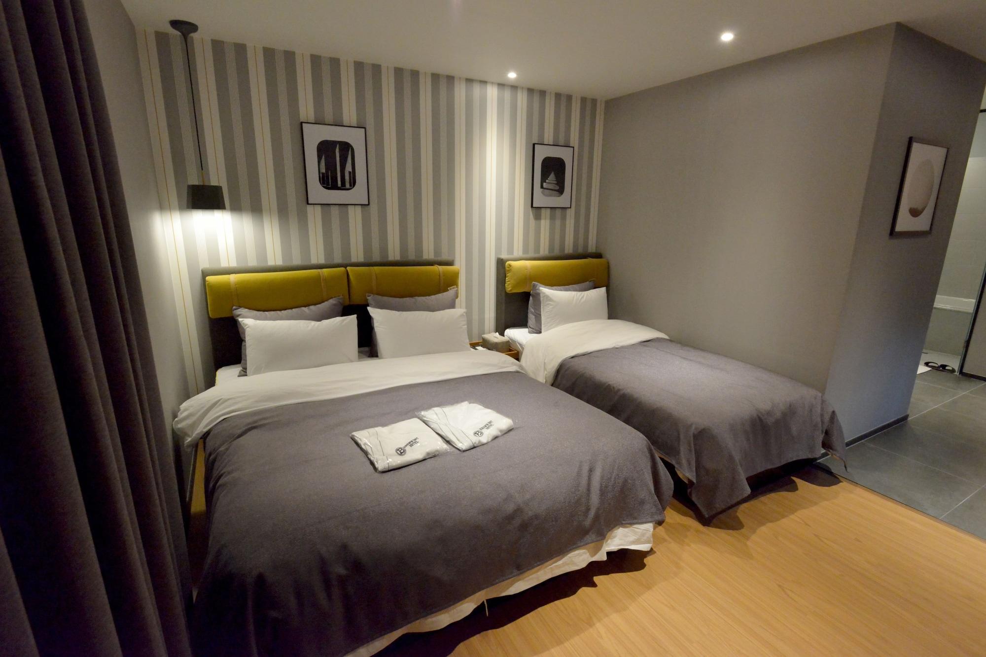 Brown Dot Hotel Changwon Exteriör bild