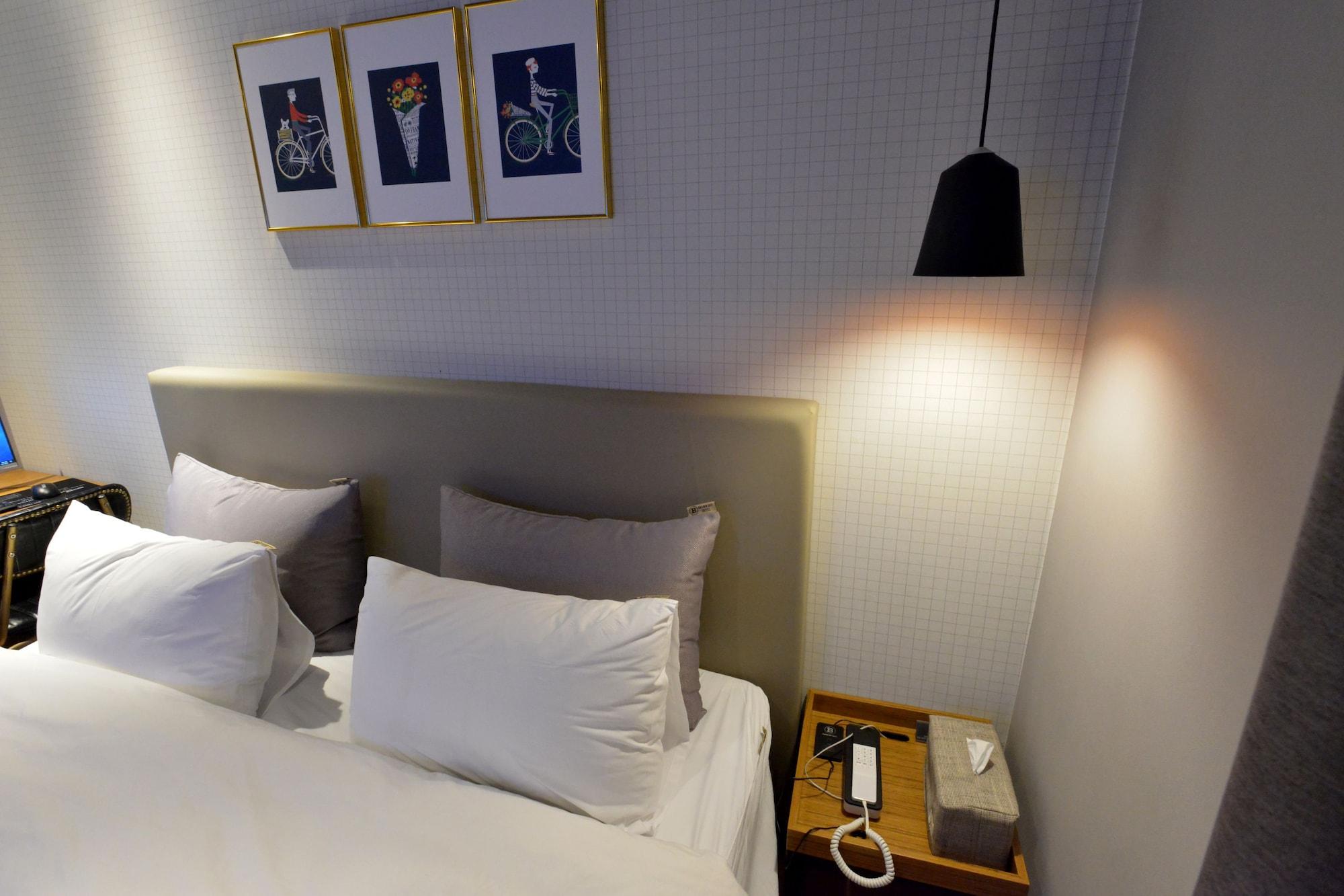 Brown Dot Hotel Changwon Exteriör bild