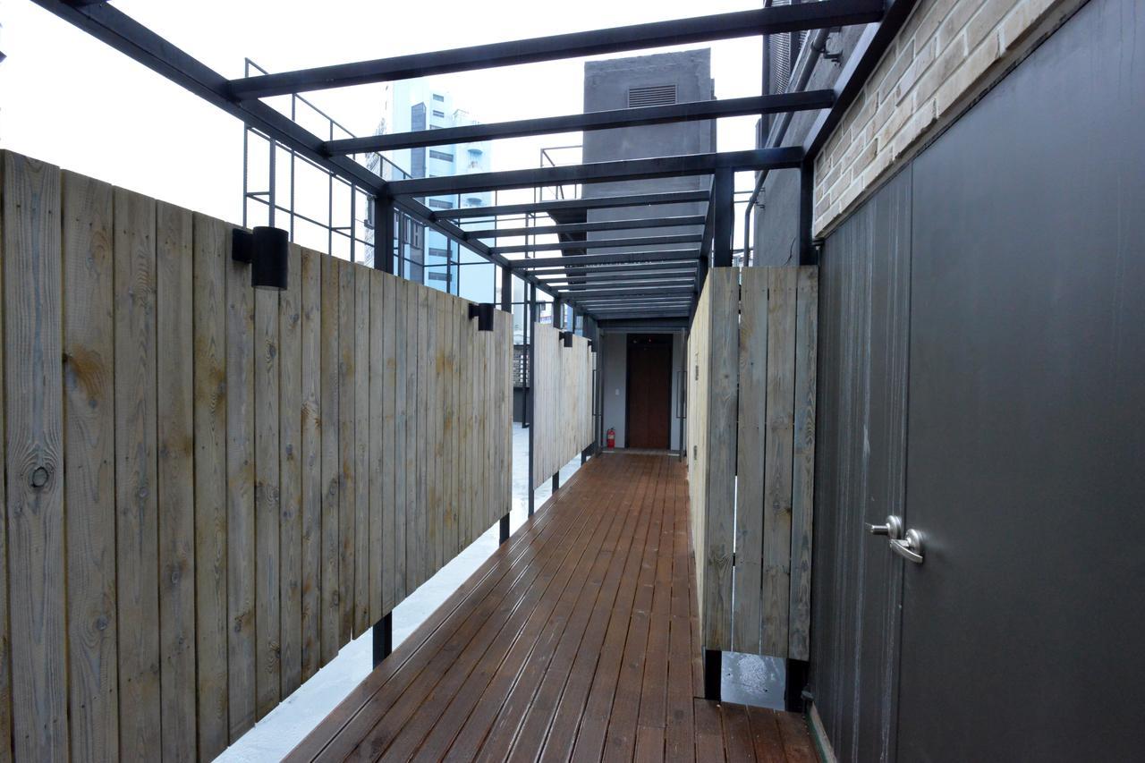 Brown Dot Hotel Changwon Exteriör bild